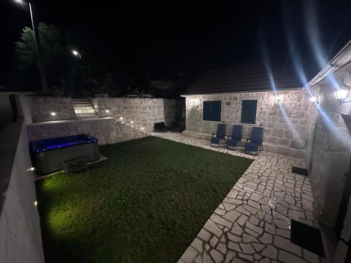 Aga Vila Zagvozd Exterior foto